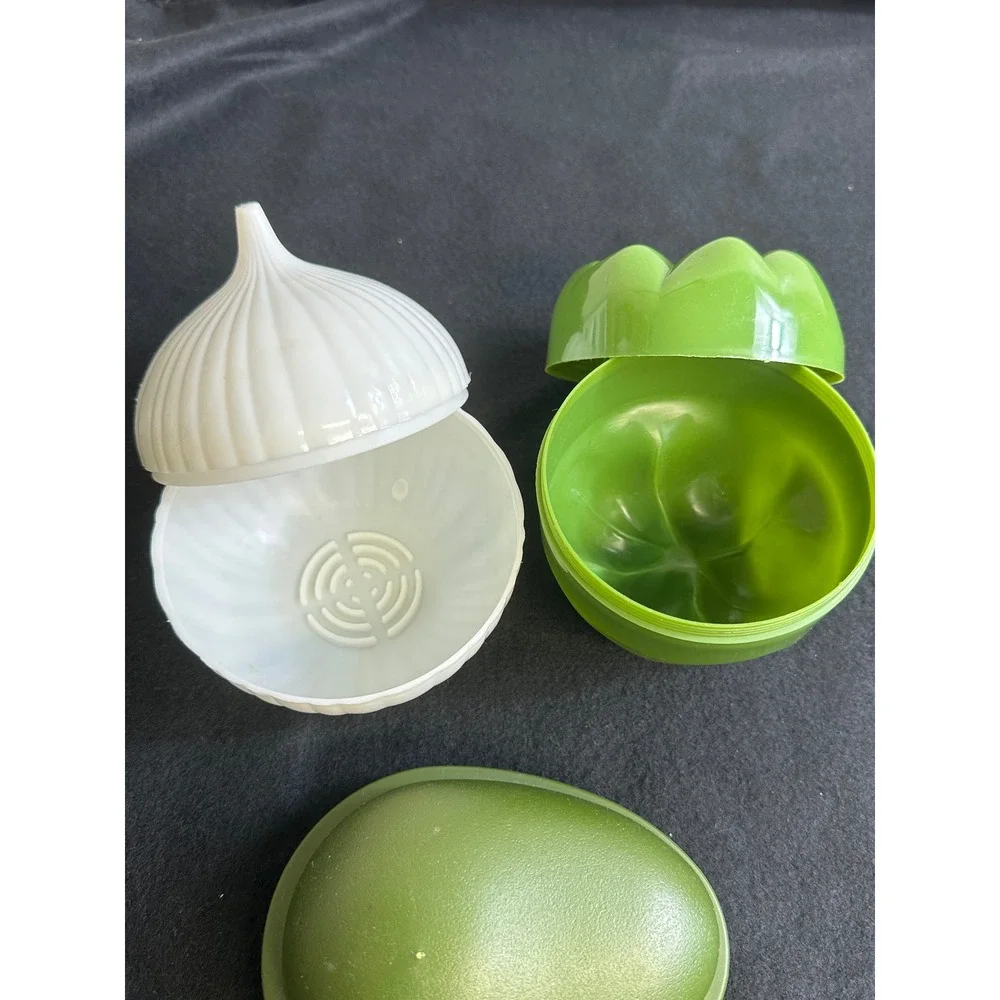 Vintage Style Plastic Food Saver Pods Set Onion Bell Pepper Avocado Green White
